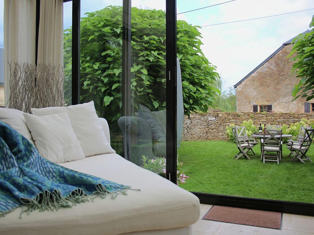 Unique Holiday Home In Virton With Jacuzzi Latour Exterior foto